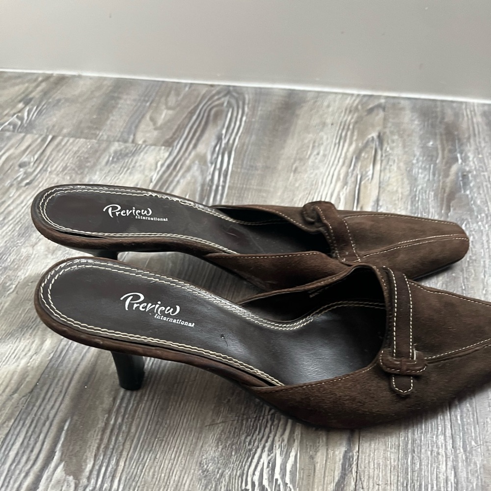 Vintage Preview International Brown Suede Square Toe Mules – Size 6